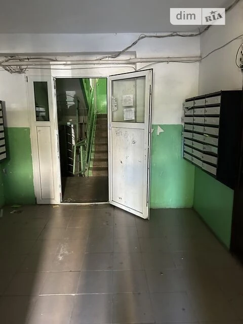 Sale of 1-room apartment 32.7 sq. m. on Yuriy Kondratyuk St. 4A • I