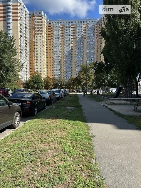 Sale of 1-room apartment 32.7 sq. m. on Yuriy Kondratyuk St. 4A • I