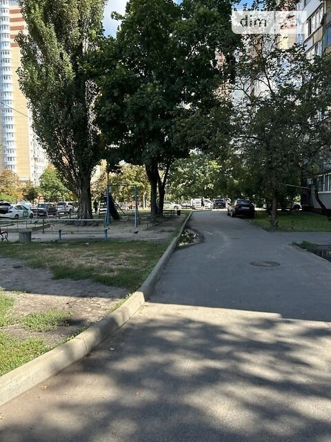 Sale of 1-room apartment 32.7 sq. m. on Yuriy Kondratyuk St. 4A • I