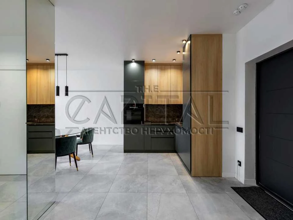 Apartment. Michael Boychuk st., Kyiv