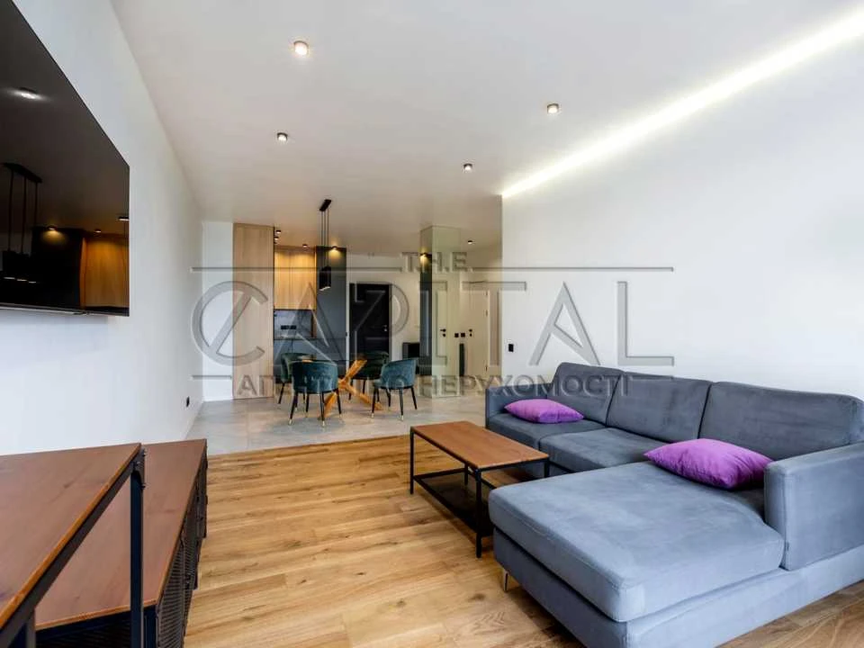 Apartment. Michael Boychuk st., Kyiv