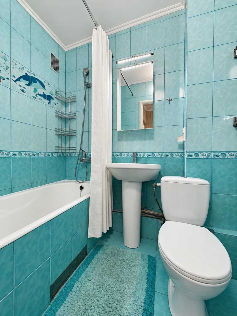 No Commission! 1-bedroom apartment, 36 sq m in a brick building with gas