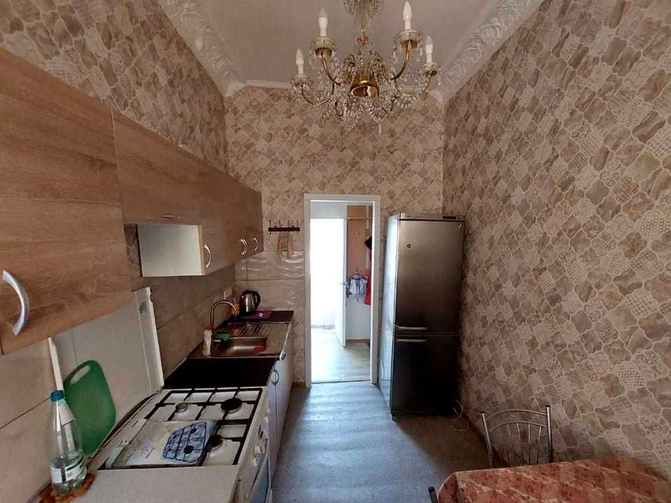 Apartment. Odessa, University Street
