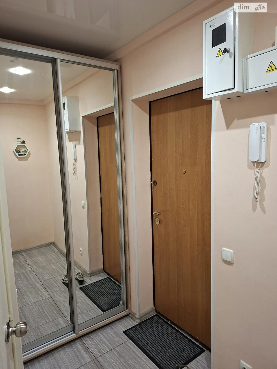 Long-Term Rental Apartment, Komunarsky