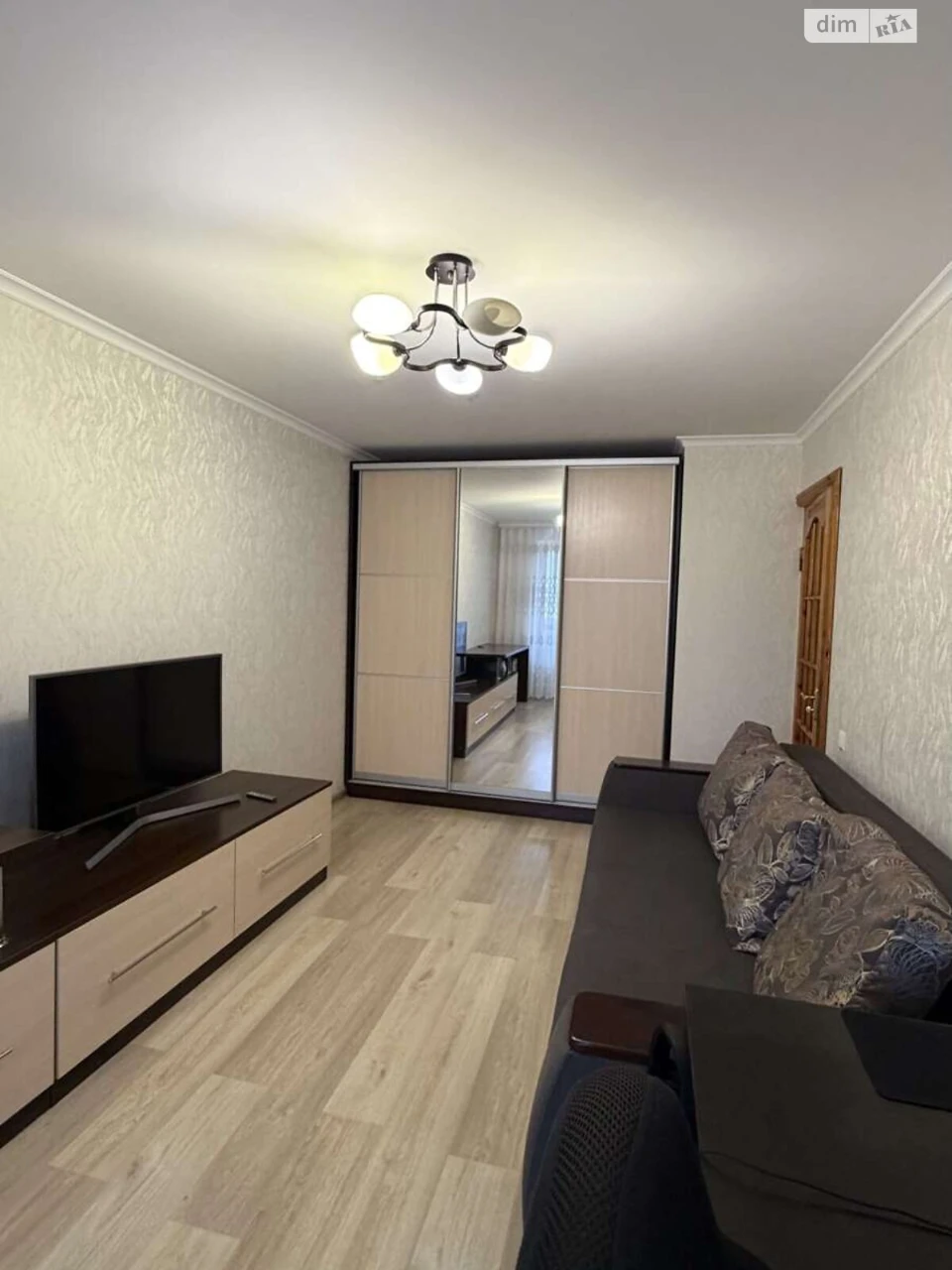 Long-Term Rental Apartment "Vishchanka"