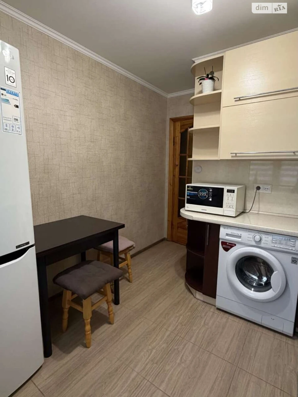 Long-Term Rental Apartment "Vishchanka"