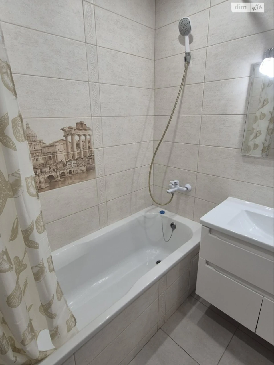 Long-Term Rental Apartment, Podil'