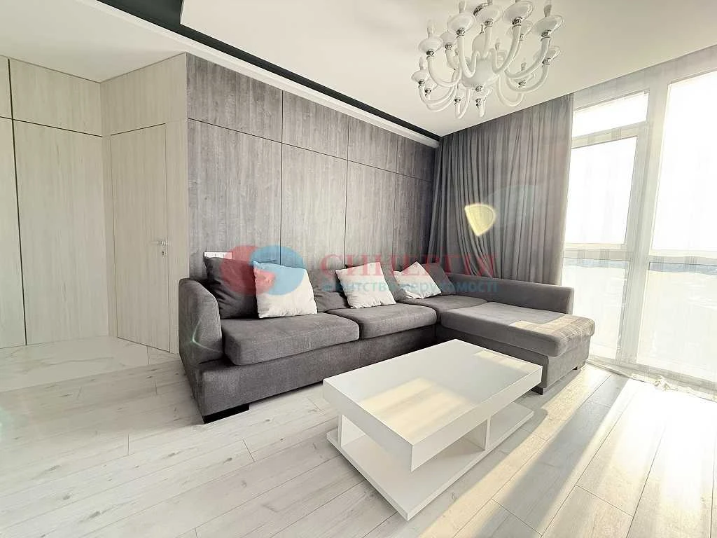 Rent a 2-bedroom apartment (63 sq m) in Kyiv, Pechersky District
