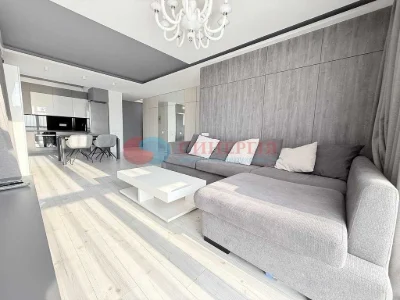 Rent a 2-bedroom apartment (63 sq m) in Kyiv, Pechersky District