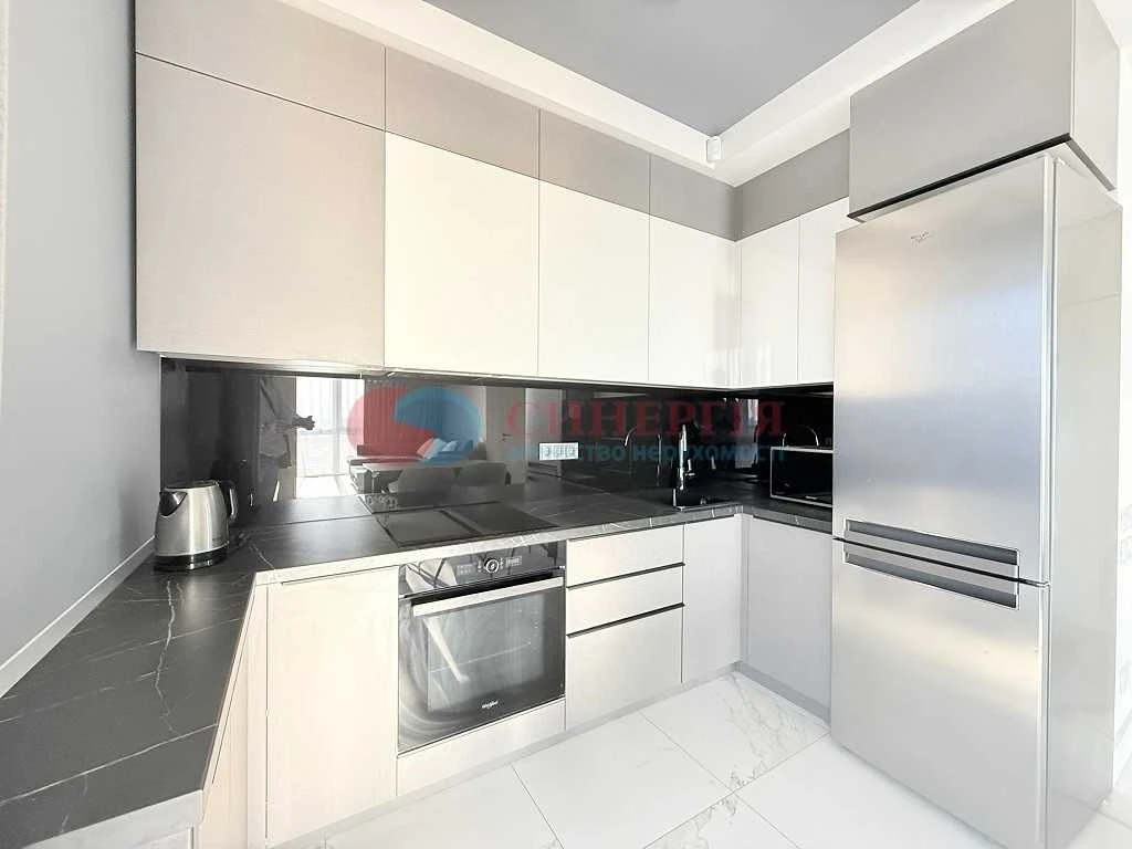 Rent a 2-bedroom apartment (63 sq m) in Kyiv, Pechersky District