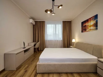 Apartment. Voskresenskaya st., Kyiv
