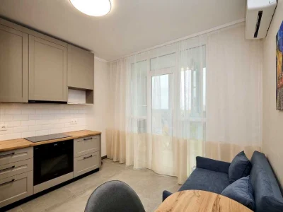 Apartment. Voskresenskaya st., Kyiv