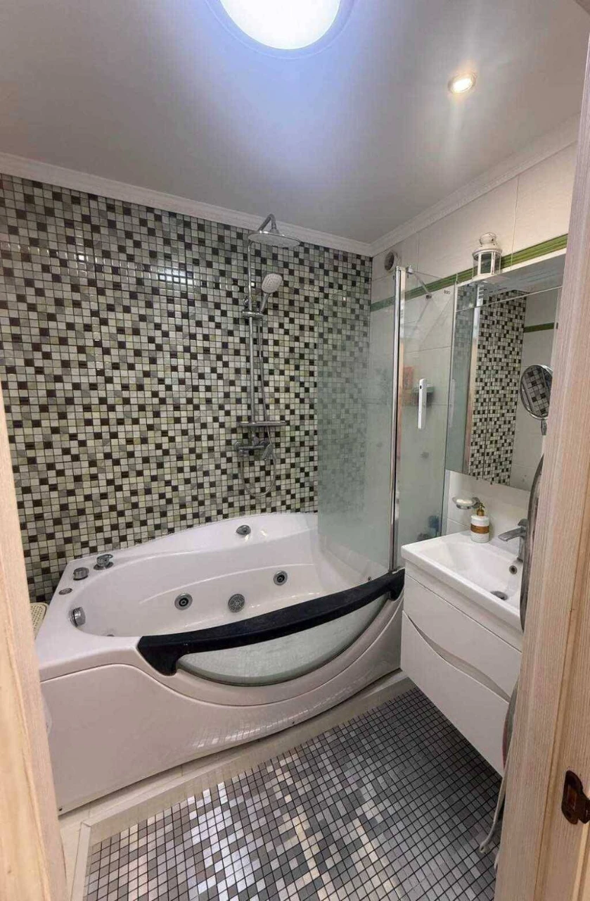 For Sale 3-room apartment, Kyiv, Desniansky, Marine Cvetayevoy Street