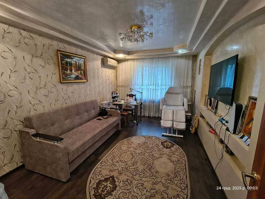 For Sale: 3-room apartment, Desniansky, Мариni Cvetayevej street, Kyiv