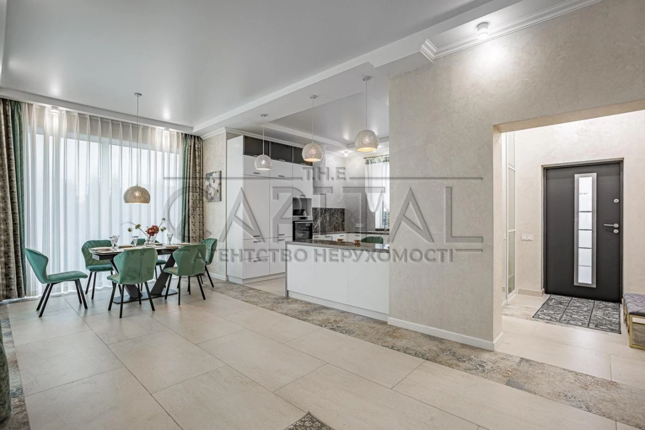 Дом 4 комнаты 269 м² Осокорки с котельной