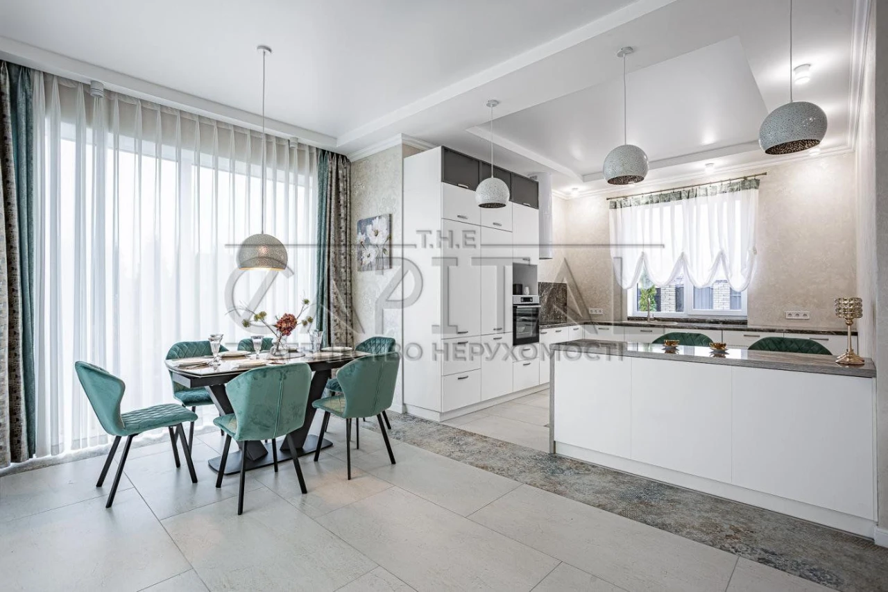 Дом 4 комнаты 269 м² Осокорки с котельной