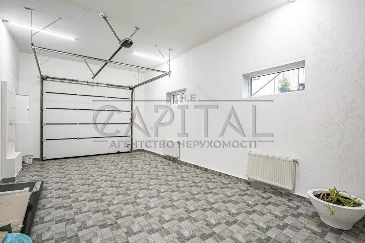 Дом 4 комнаты 269 м² Осокорки с котельной