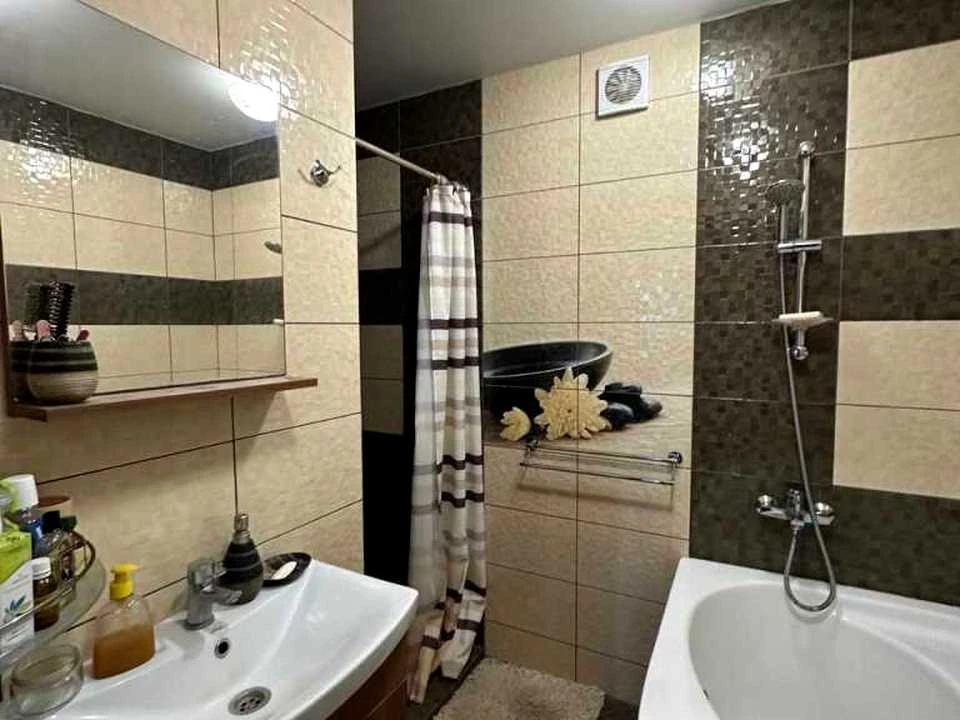 Apartment. Poltava, Volodymyr Iasyuk str.