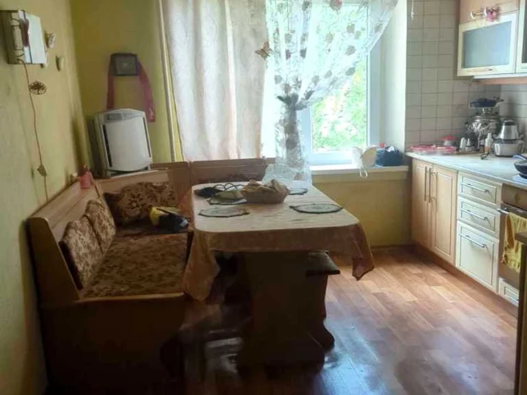 Apartment. Poltava, Bohdan Khmelnytsky Blvd.