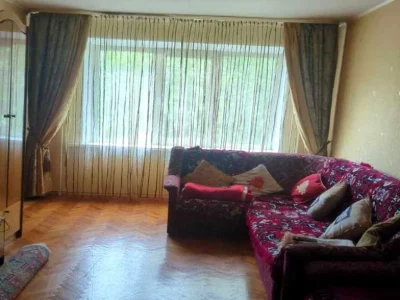 Apartment. Poltava, Bohdan Khmelnytsky Blvd.