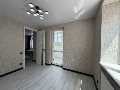 Продаж 2-кімнатна квартири в ЖК "Гідропарк" з переплануванням в ЕВРОТ
