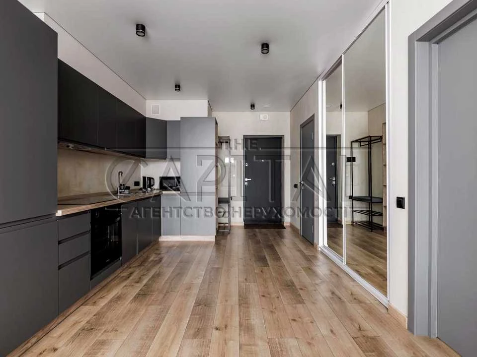 Apartment. Holosiivsky Prospect.