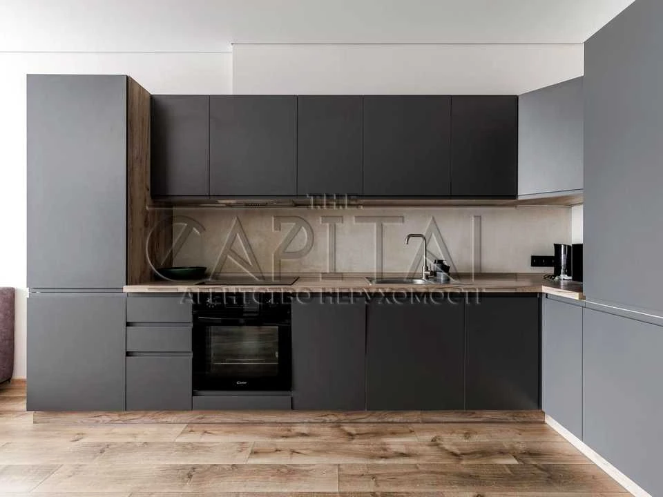 Apartment. Holosiivsky Prospect.