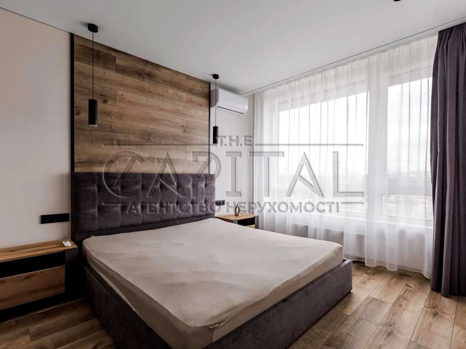 Apartment. Holosiivsky Prospect.