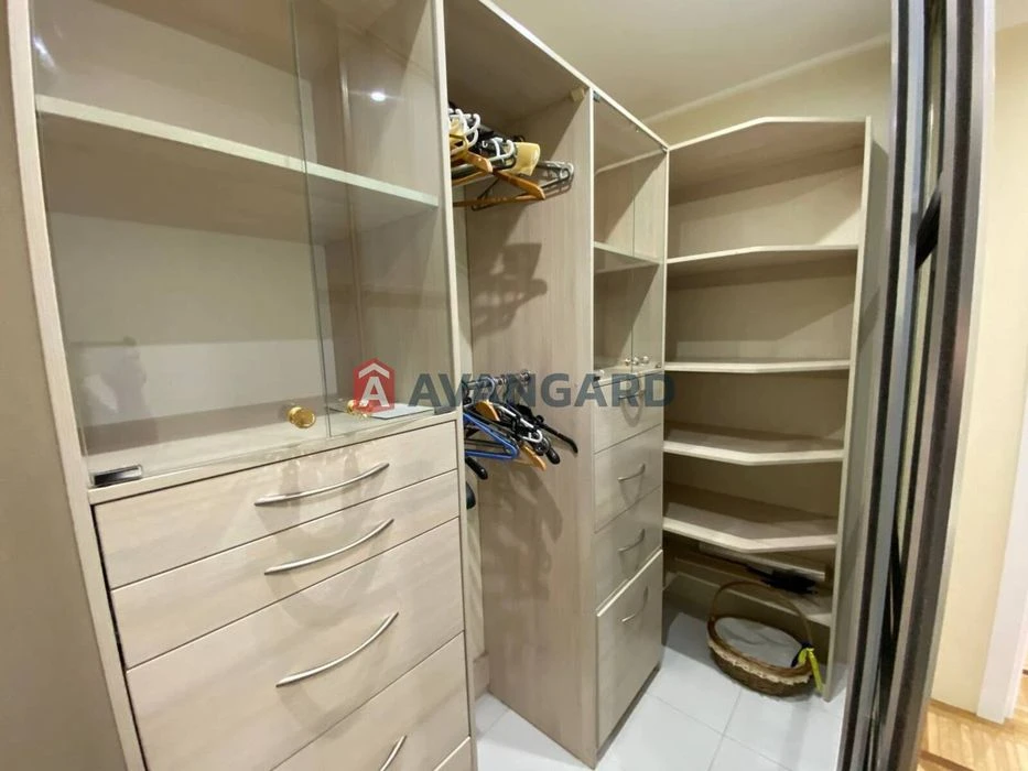 For sale 2-room apartment Center