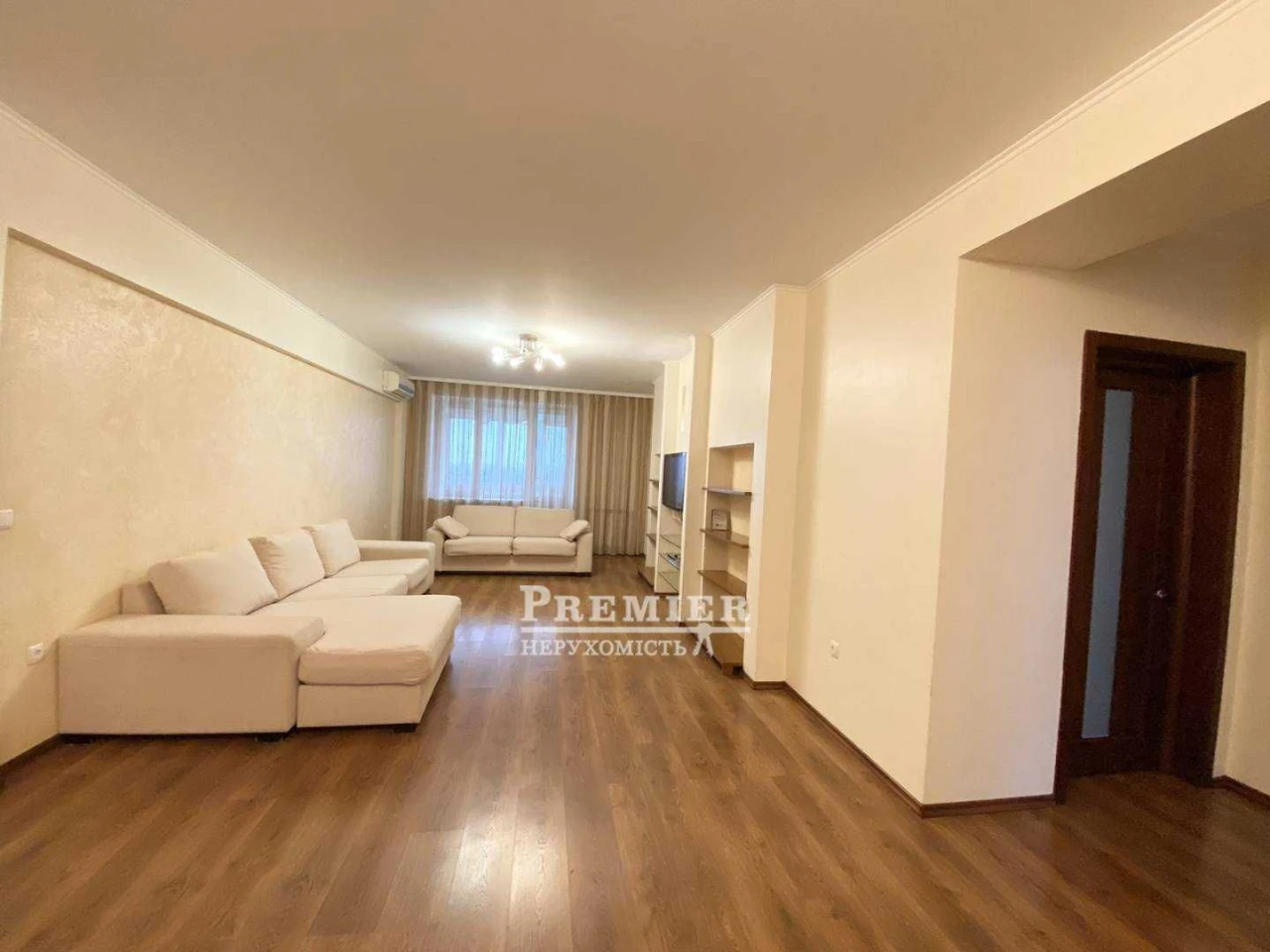 Urgent sale! 3-room apartment 100m2 New brick
