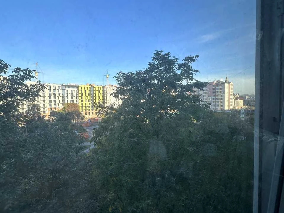 Квартира. Ивано-Франковск, Вовчинецкая ул.