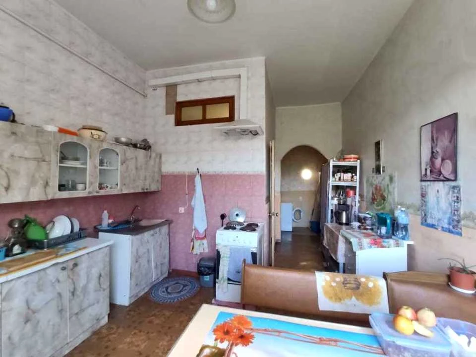 Apartment. Polutva, Polusna st.