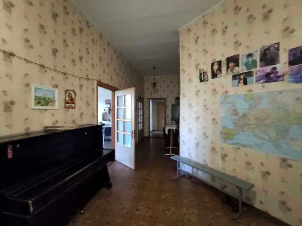 Apartment. Polutva, Polusna st.