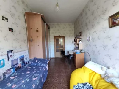 Apartment. Polutva, Polusna st.