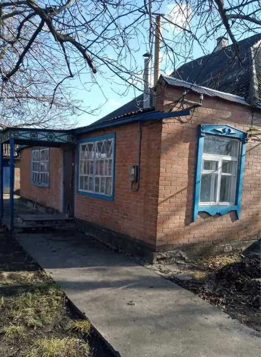 Продам частину будинку в передмісті