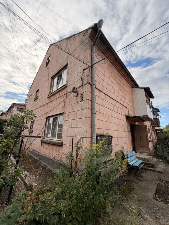 Sale of an apartment.