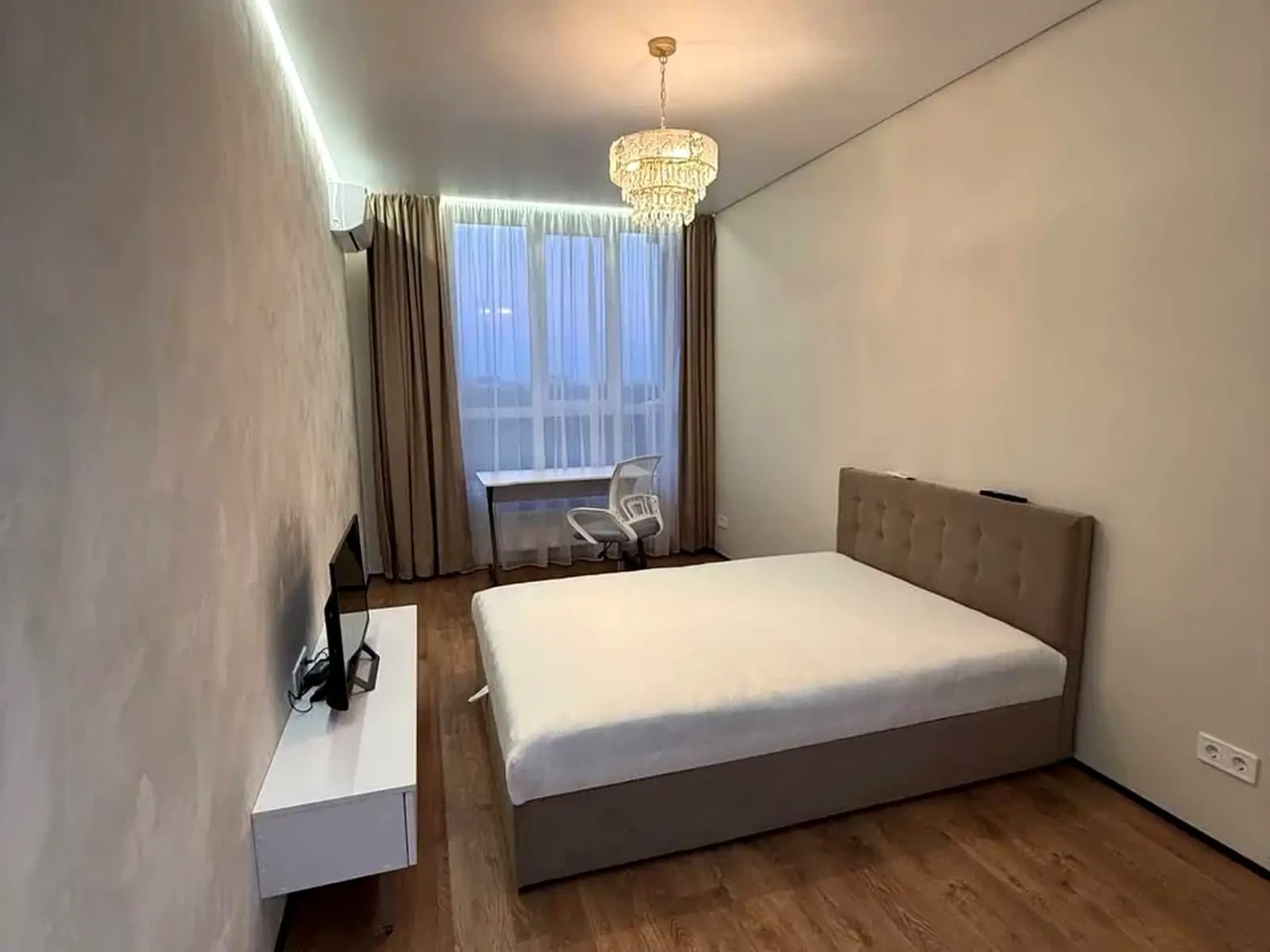 Сдается квартира 2-комн. 61 м² 15/25 этаж.