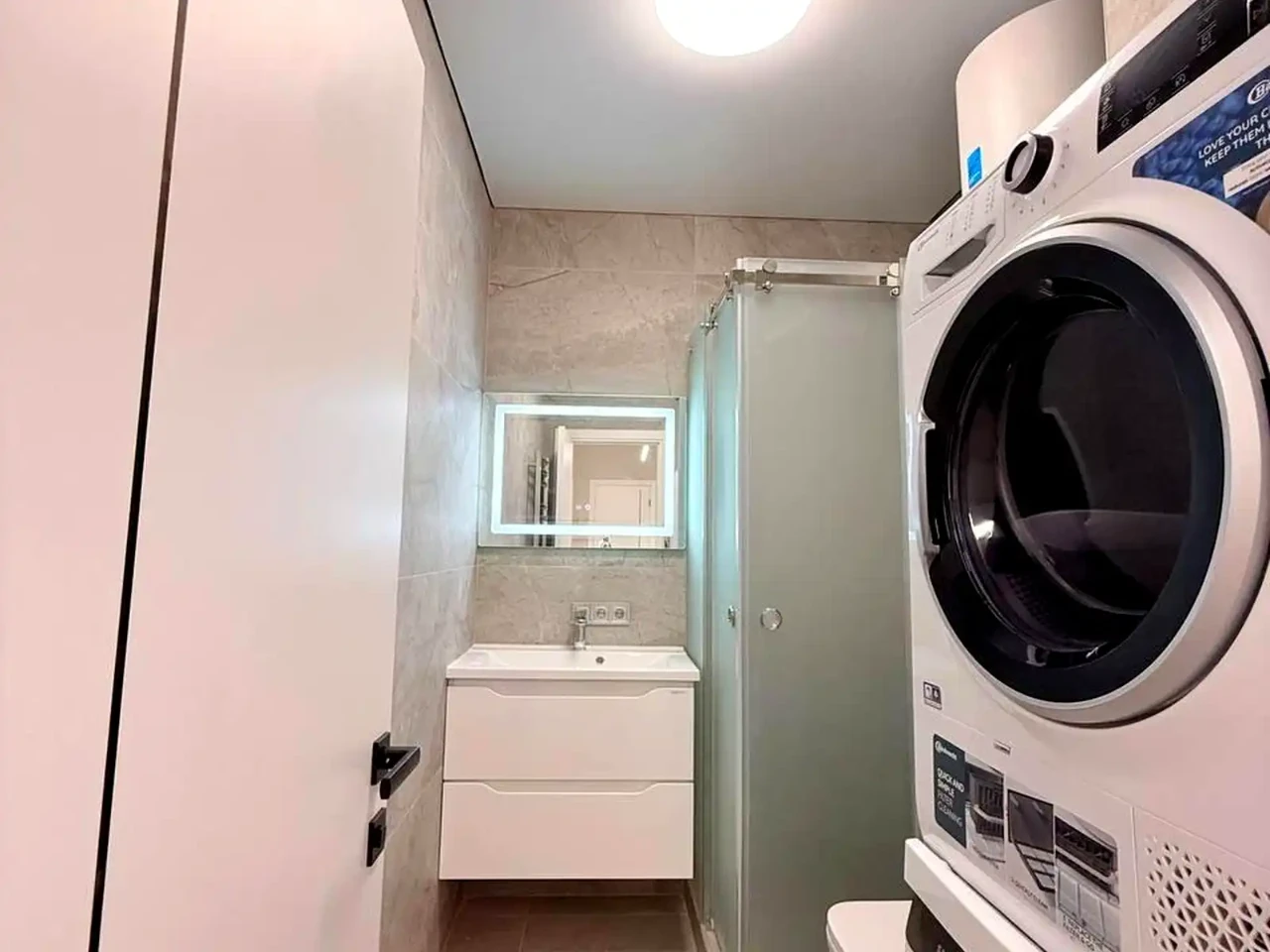 Сдается квартира 2-комн. 61 м² 15/25 этаж.