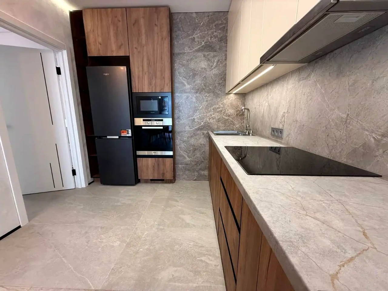 Сдается квартира 2-комн. 61 м² 15/25 этаж.