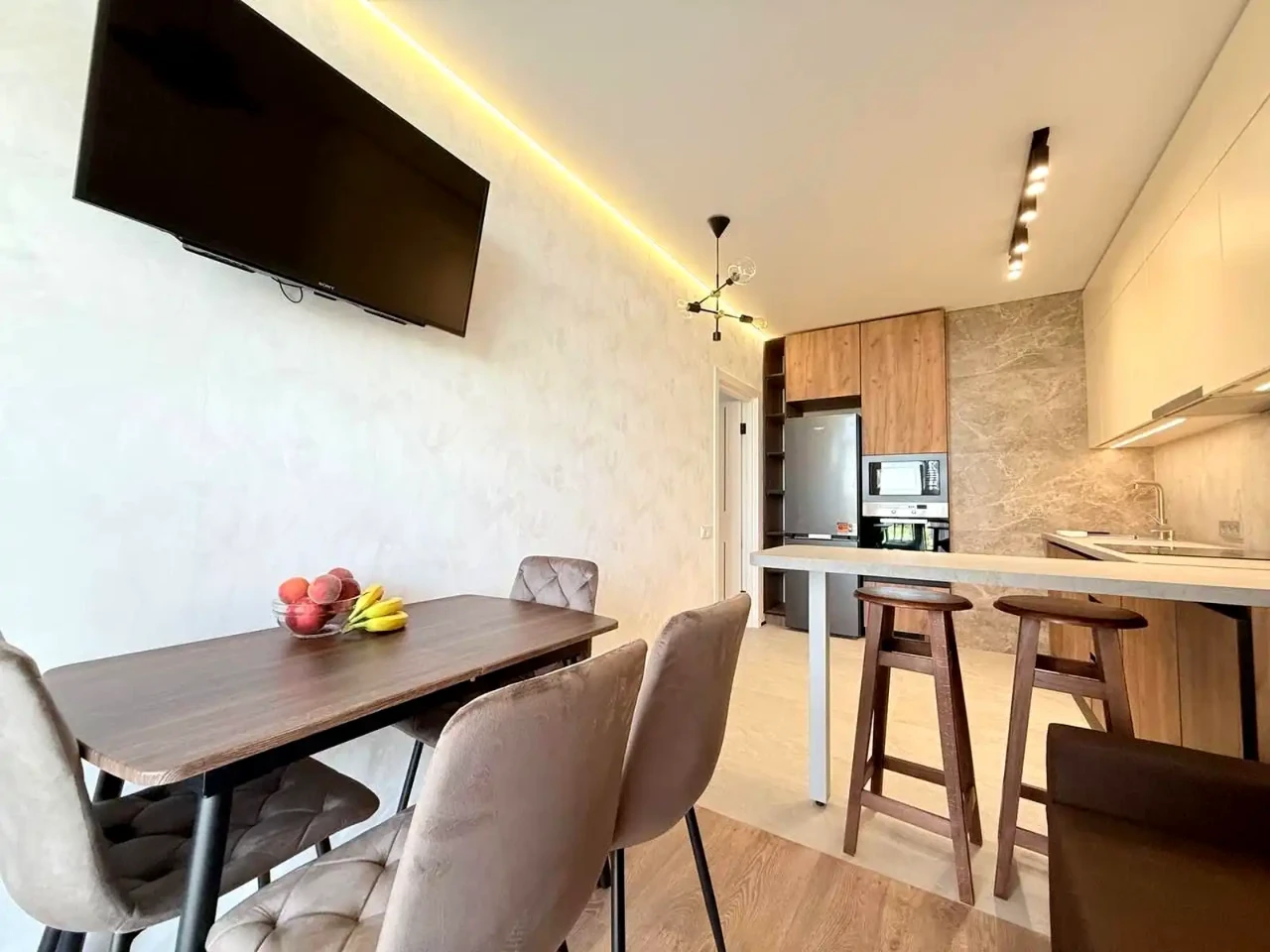 Сдается квартира 2-комн. 61 м² 15/25 этаж.