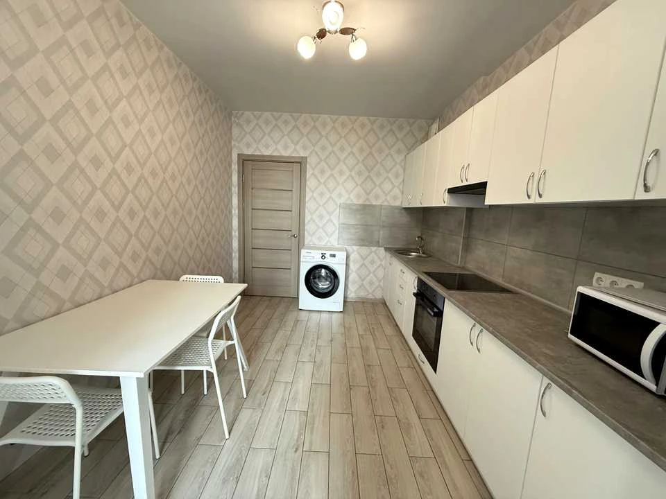 Apartment. Kahovska st.