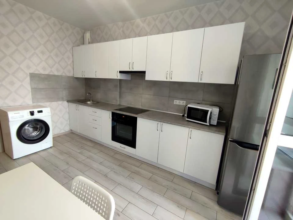 Apartment. Kahovska st.