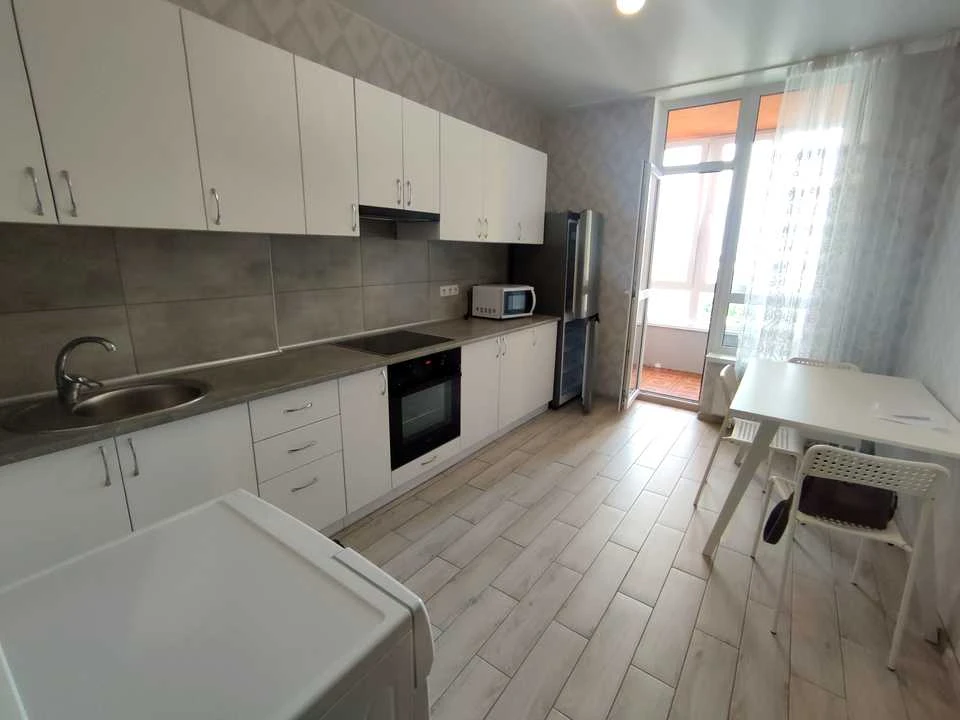 Apartment. Kahovska st.