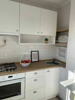 For Rent Long-Term: 3-Bedroom Apartment, Kyiv, Pecerskyi, Lesya Ukrainky