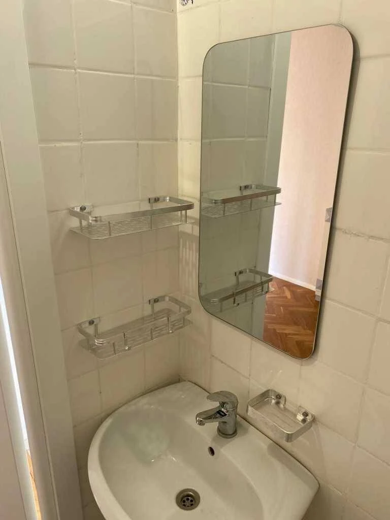 For Rent Long-Term: 3-Bedroom Apartment, Kyiv, Pecerskyi, Lesya Ukrainky