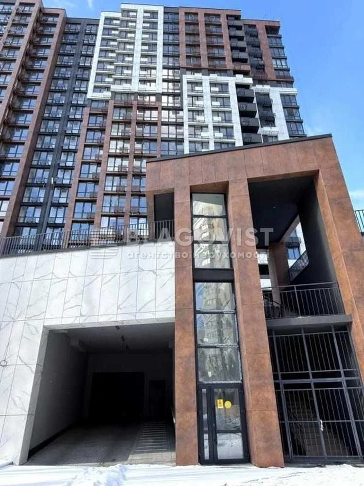 Продажа 4-комнатной квартиры в новом ЖК City Hub, Мокрий