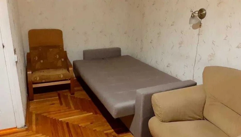 Продается 3-комнатная квартира в Залютино