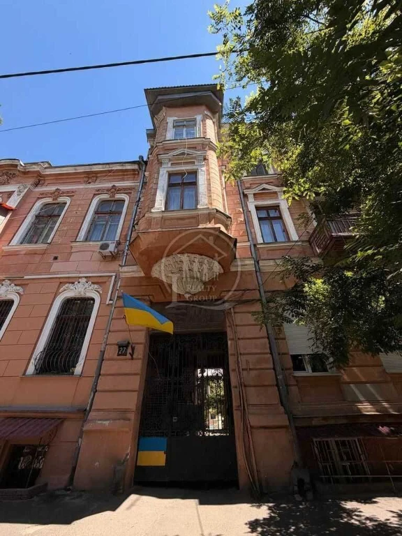 Продажа двухкомнатной квартиры в историческом центе КНЯЖЕСКА