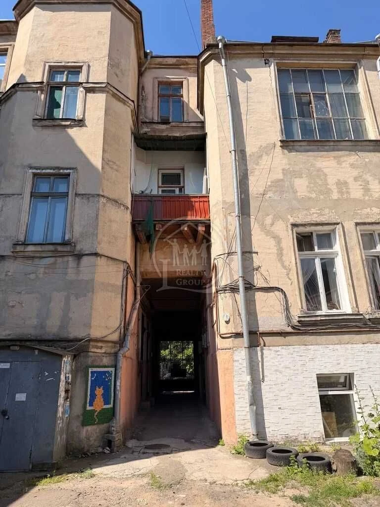 Продажа двухкомнатной квартиры в историческом центе КНЯЖЕСКА