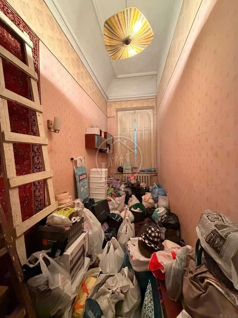 Продажа двухкомнатной квартиры в историческом центе КНЯЖЕСКА